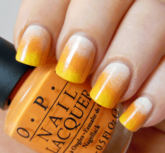 candy-corn-gradient-nails.png